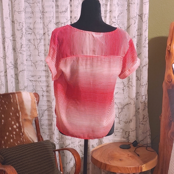 Striped top with pocket - Picture 2 of 5